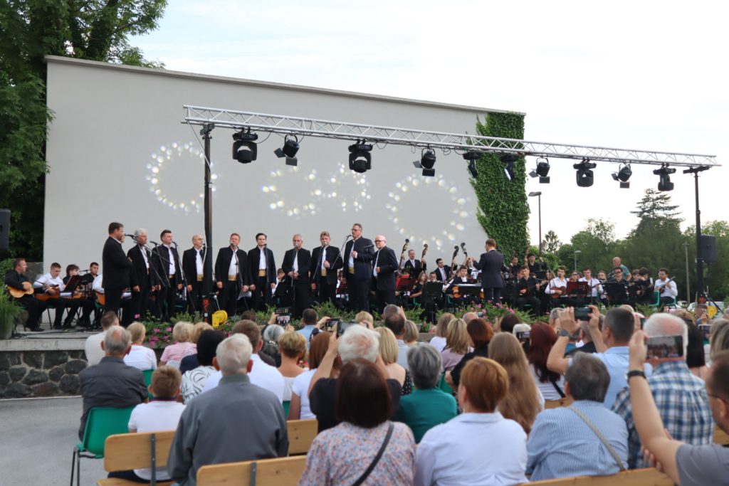 Održan koncert „Tambura u sjećanje“ uoči 58. Križevačkog velikog spravišča
